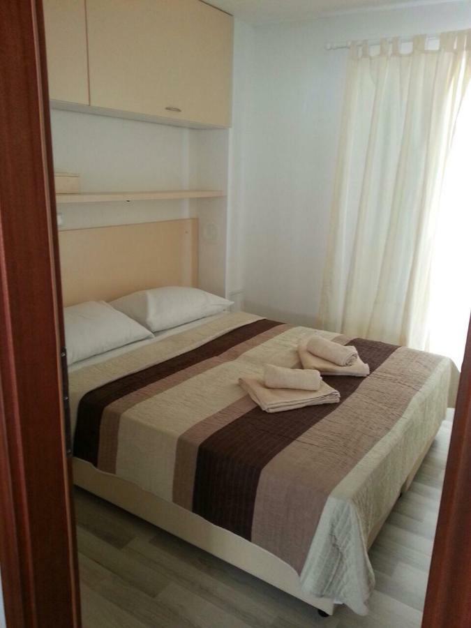 Kartini Apartment Nin Esterno foto