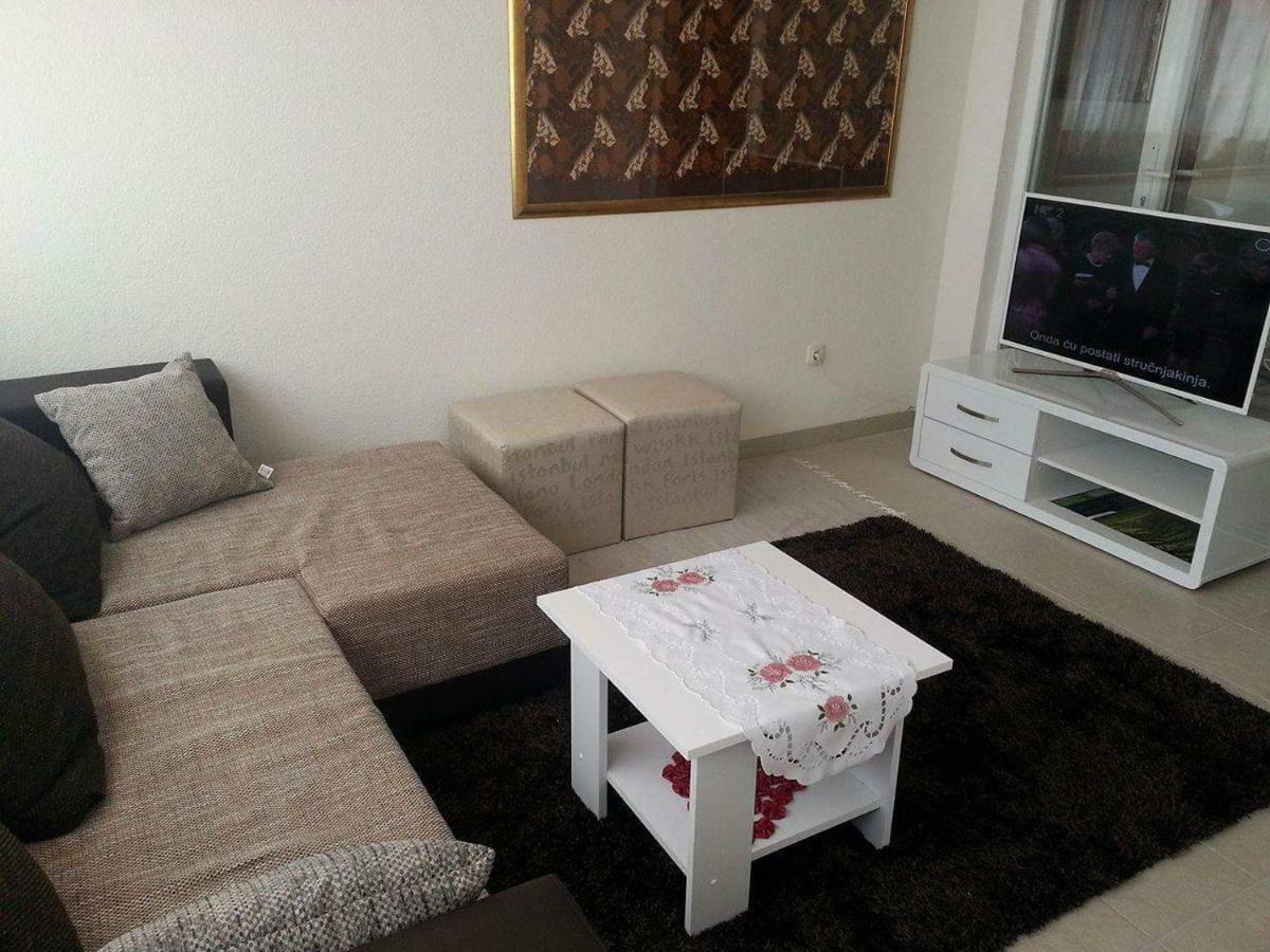Kartini Apartment Nin Esterno foto
